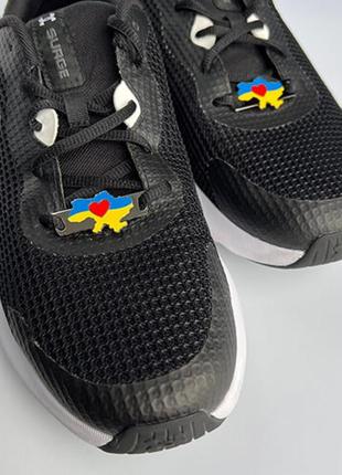 Значок для взуття vshnurok мапа україни з серцем (пара)
