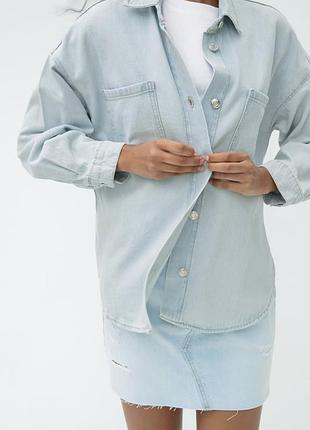 Стильная рубашка из денима