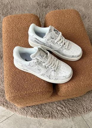 Nike air force lv