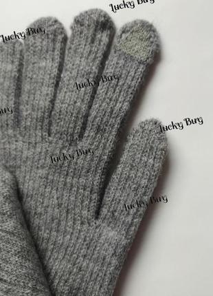 Женские теплые серые перчатки.7 фото