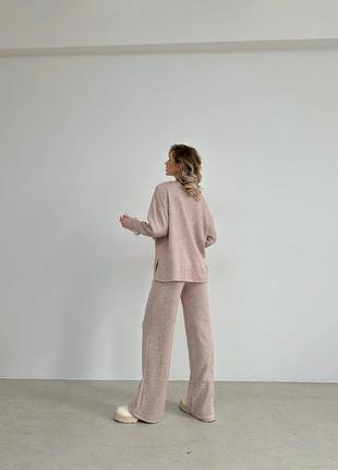 Костюм жіночий однонтонний оверсайз светр штани вільного крою на високій посадці якісний стильний базовий бежевий2 фото