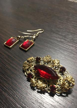 Винтажные набор. чехословакия. брошь и серьги