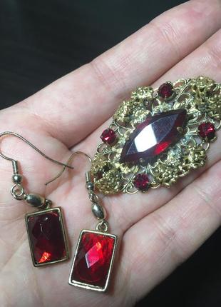 Винтажные набор. чехословакия. брошь и серьги