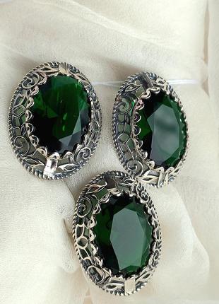 Крупный серебряный гарнитур кольцо серьги зеленые камни2 фото