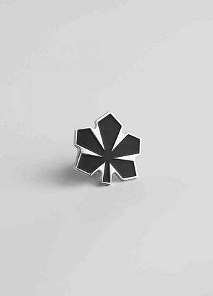 Значок на одежду достопримечательности киева каштан из латуни с застежкой, черный