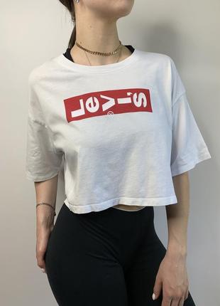 Оригинальная оверсайз футболка топик кроп топ levi’s levis