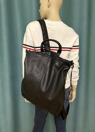 Чорний рюкзак/сумка для ноутбука