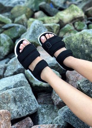Женские сандалии adidas в черном цвете (36-40)3 фото