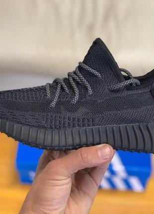 Кросівки adidas yeezy boost 350 v2 black адідас ізі буст в2 чорні рефлективні шнурки