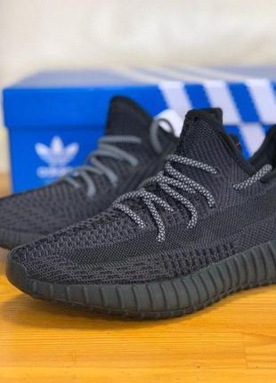 Кроссовки adidas yeezy boost 350 v2 black адидас изи буст в2 черные рефлективные шнурки5 фото
