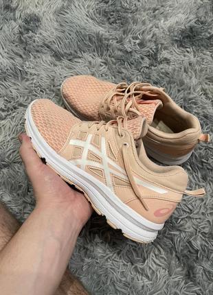 Кроссовки asics