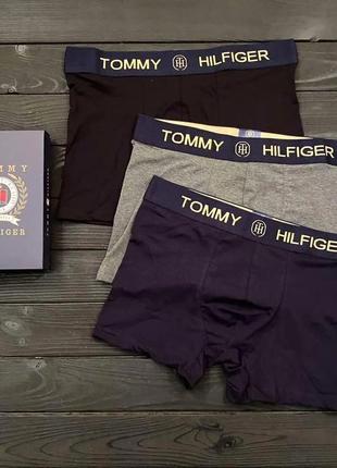 Набір чоловічих трусів боксерів tommy hilfiger 3 штуки комплект стильних чоловічих трусів томмі хілфігер