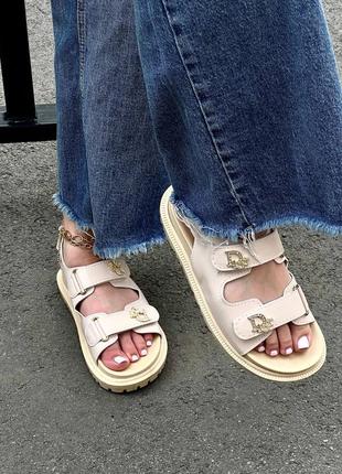 Жіночі сандалі dior slippers black gold logo4 фото