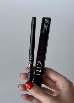 Жидкая черная матовая стойкая подводка лайнер для глаз huda beauty life liner quick'n easy precision liquid liner