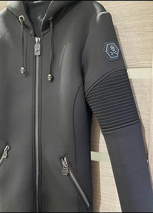 Продам весняну парку philipp plein