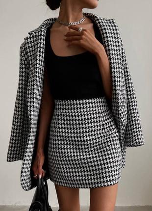 Пиджак и юбка