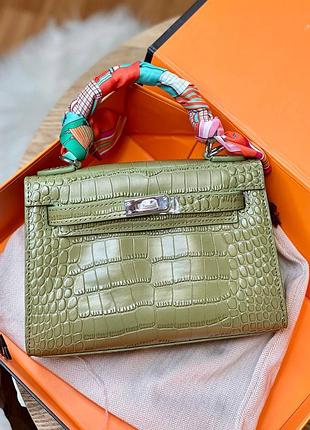 Кожаная сумка в стиле hermes