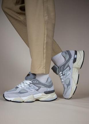 Жіночі кросівки new balance 9060 light grey