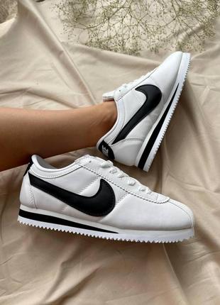 Жіночі кросівки nike cortez8 фото