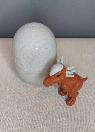 Игрушка динозавр в яйце макдональдс