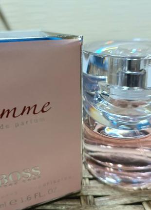 Hugo boss
boss femme туалетная вода 50мл.9 фото