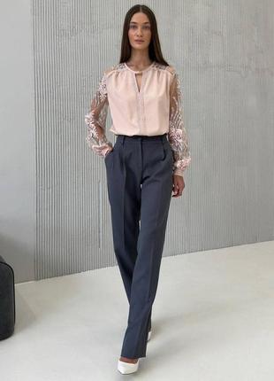 Блуза жіноча пудрова з прозорими ажурними рукавами. розміри: s-xl