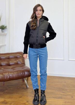 Демисезонная короткая куртка комбинирована с капюшоном 44-50 размеры черная3 фото