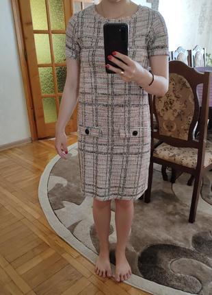 Плаття з коротким рукавом