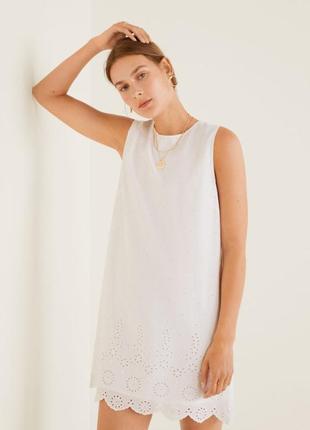 Коротке плаття з вишивкою mango