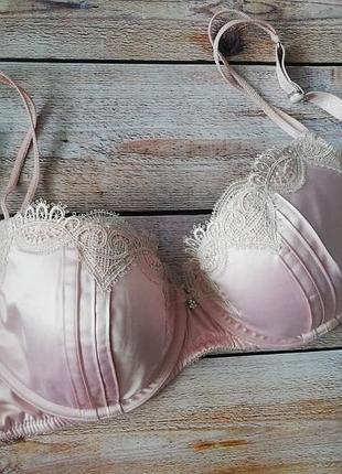 Пудровий мереживний бюстгальтер на тонкому поролоні bellissima