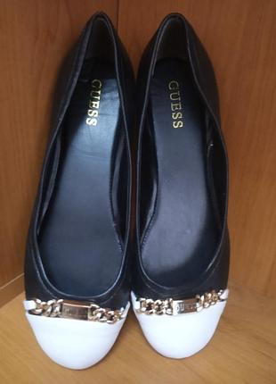 Балетки бренда guess