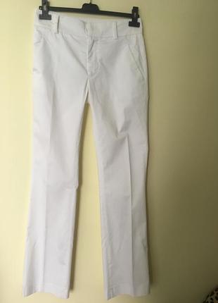 Белые брюки италия