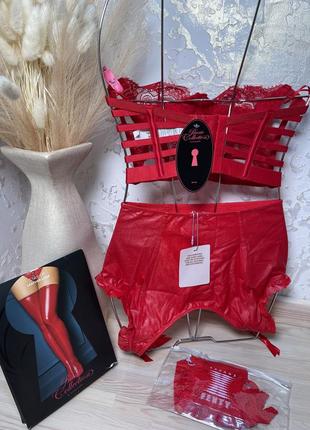 Сексуальный комплект, бюстье, пояс-юбка, чулки из эко-кожи, удлиненные перчатки-сеточки. микс брендов hunkemoller и rihanna savage x fenty7 фото