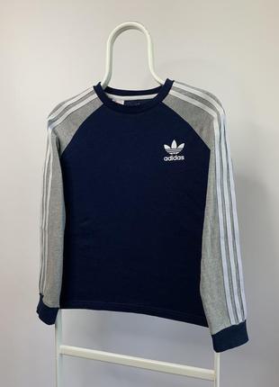 Оригинальный новый лонгслив,свитшот adidas с лампасами из новых коллекций2 фото