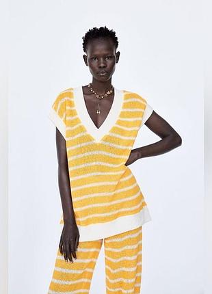 Новий жилет у смужку zara