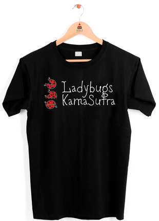Футболка с оригинальным принтом "ladybugs kama sutra. солнышка кама сурая" push it. футболки 18+3 фото