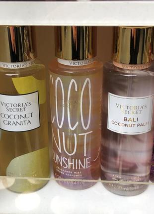 Спрей для тела gold struck из серии winter dazzle от victoria's secret1 фото