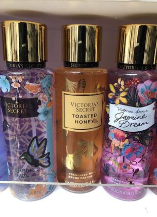 Спрей для тела gold struck из серии winter dazzle от victoria's secret2 фото