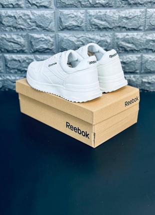 Reebok кроссовки белые женские на каждый день размеры 36-415 фото