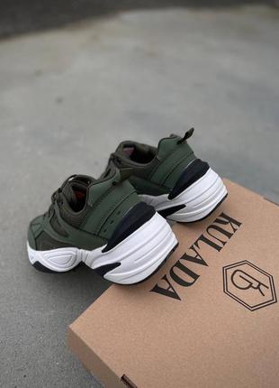 Зеленые кроссовки с белой подошвой 💚🤍8 фото