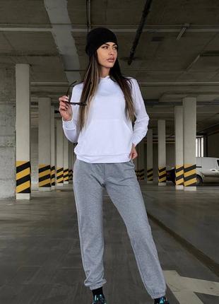 Спортивний костюм