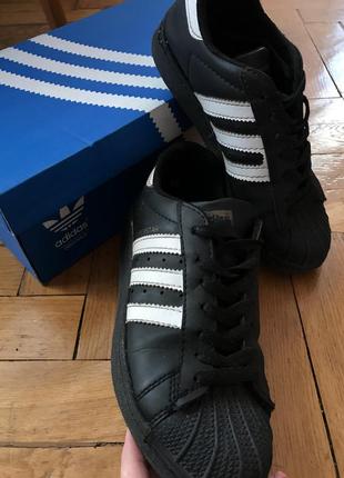 Кроси adidas