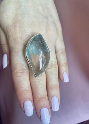 Серебряное кольцо с натуральным полихромным топазом