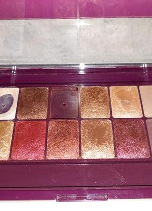 Палітра тіней для повік the burgundy bar maybelline