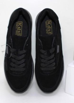 Черные женские кроссовки из натуральной замши3 фото