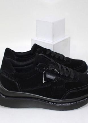 Черные женские кроссовки из натуральной замши2 фото