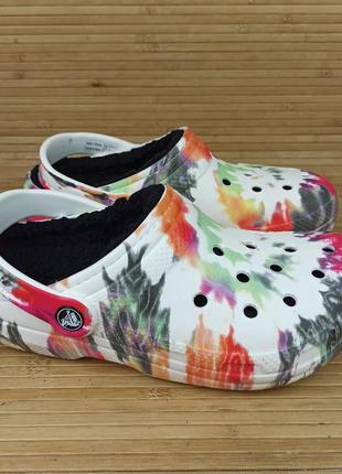 Кроксы crocs classic lined tie dye clog размер 39-40 (26 см.)