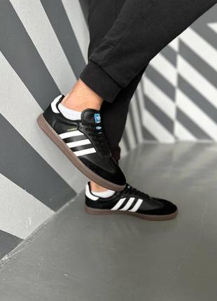 Чоловічі кросівки чорні з білим у стилі adidas samba og black white gum6 фото