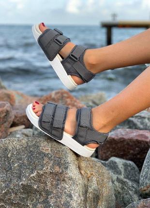 Сандали adidas sandals grey летняя обувь босоножки адидас серые с белой подошвой4 фото
