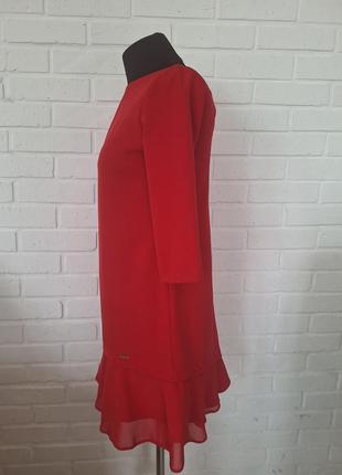 Элегантное платье красного цвета.4 фото